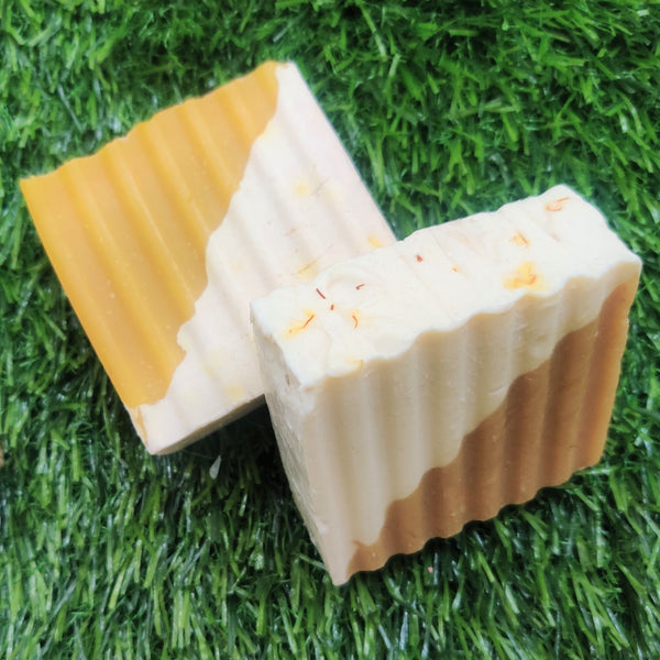 Artisanal Luxury Bathing Bars with Shea Butter - Saffron & Ubtan Soap
