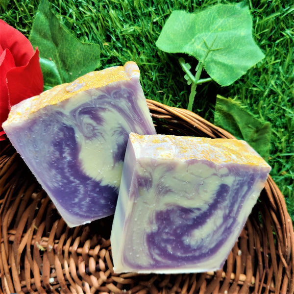 Artisanal Luxury Bathing Bars with Shea Butter - Lavender Gold Soap